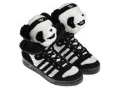 tênis de panda da adidas by jeremy scott